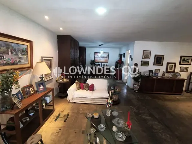 Casa com 630m² 4 quartos e 3 banheiros, à venda, no bairro Recreio dos Bandeirantes em Rio de Janeiro