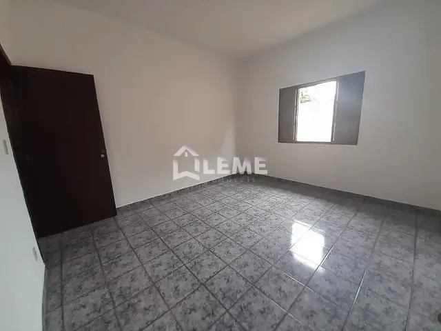 Casa com 754m² 4 quartos e 1 banheiro, à venda, no bairro São Benedito das Areias em Mococa