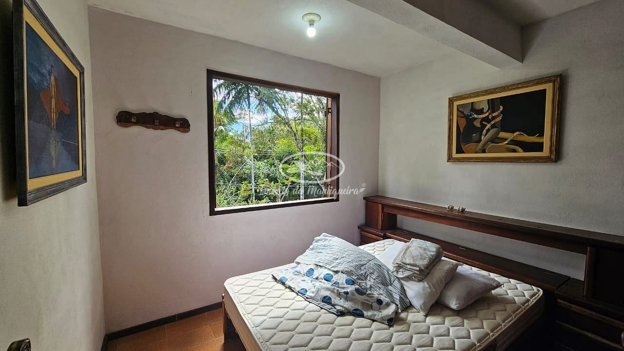 Casa à venda com 4 quartos, 150m² - Foto 11