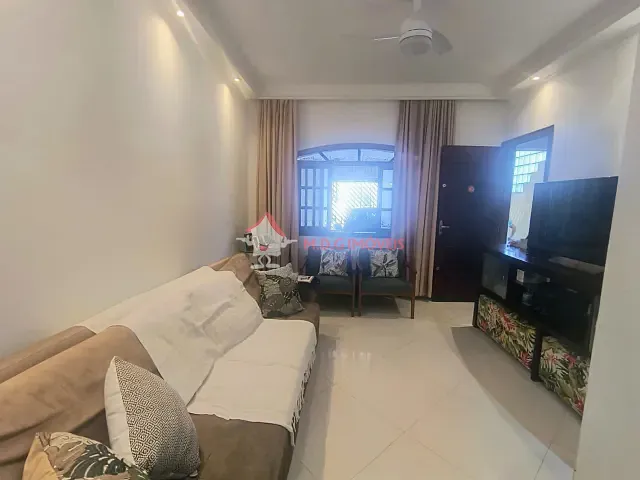 Casa com 219m² 2 quartos e 4 banheiros, à venda, no bairro Parque Imperial em São Paulo