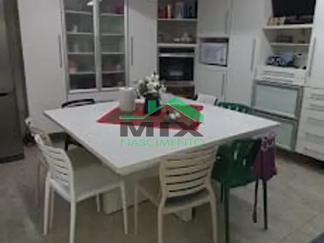 Casa com 300m² 4 quartos e 3 banheiros, à venda, no bairro Rio Grande em São Bernardo do Campo