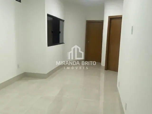 Casa com 230m² 3 quartos e 2 banheiros, à venda, no bairro Jardim Buriti Sereno em Aparecida de Goiânia