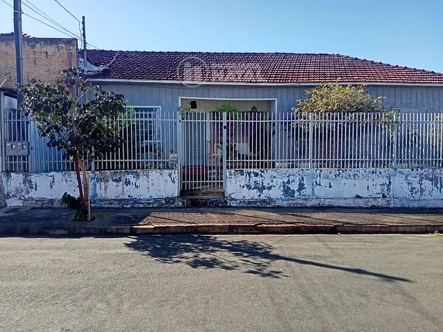 Casa com 352m², à venda, no bairro Vila Casoni em Londrina