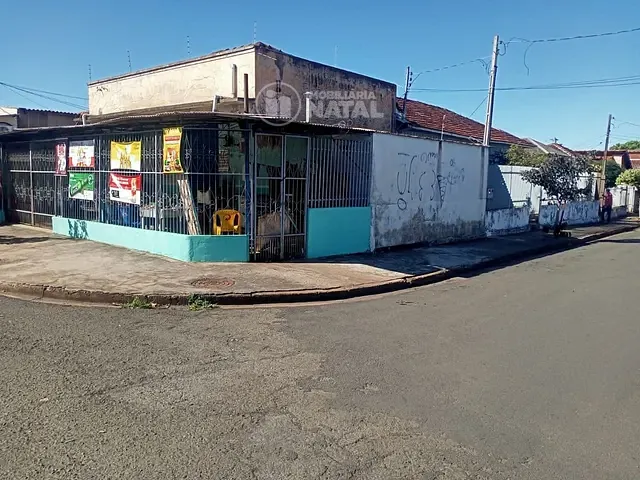 Casa com 352m², à venda, no bairro Vila Casoni em Londrina