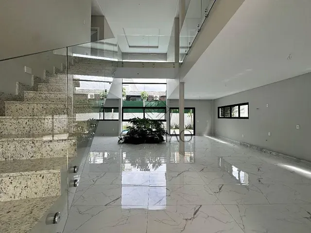Casa 5 quartos e 5 banheiros, à venda, no bairro Barra em Balneário Camboriú