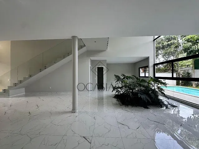 Casa 5 quartos e 5 banheiros, à venda, no bairro Barra em Balneário Camboriú