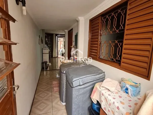 Casa com 150m² 3 quartos e 2 banheiros, à venda, no bairro Cidade Nova em Santa Bárbara d'Oeste