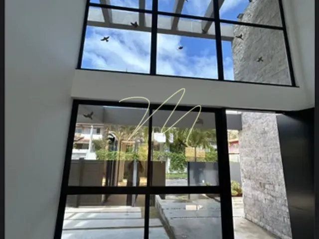 Casa 4 quartos e 5 banheiros, à venda, no bairro Nossa Senhora da Vitória em Ilhéus