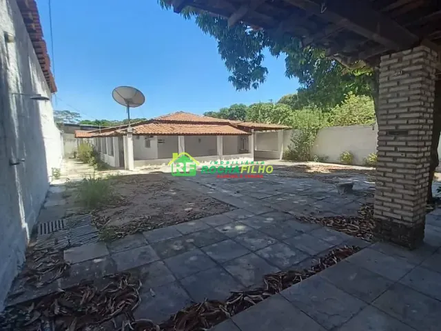 Casa com 600m² 3 quartos e 2 banheiros, para alugar, no bairro Santana em Teresina