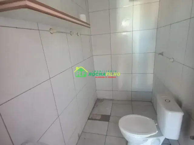 Casa com 600m² 3 quartos e 2 banheiros, para alugar, no bairro Santana em Teresina