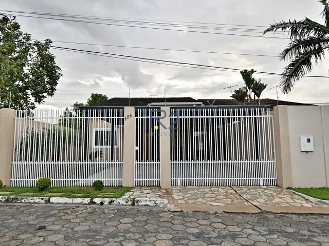 Casa com 500m² 4 quartos e 5 banheiros, à venda, no bairro Setor Habitacional Samambaia em Vicente Pires