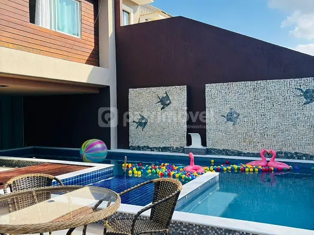 Casa com 471m² 6 quartos e 7 banheiros, à venda, no bairro Barra da Tijuca em Rio de Janeiro