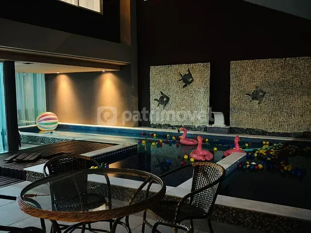 Casa com 471m² 6 quartos e 7 banheiros, à venda, no bairro Barra da Tijuca em Rio de Janeiro
