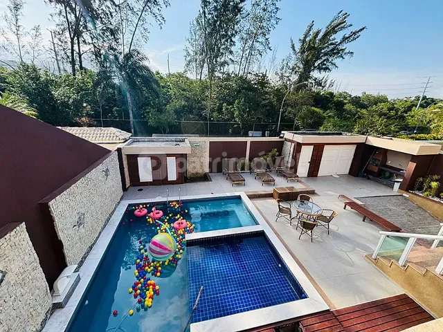 Casa com 471m² 6 quartos e 7 banheiros, à venda, no bairro Barra da Tijuca em Rio de Janeiro