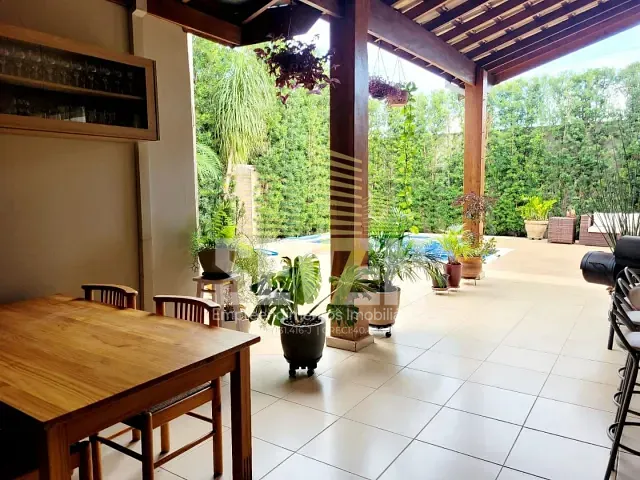 Casa com 360m², à venda, no bairro Residencial Tivoli II em Bauru