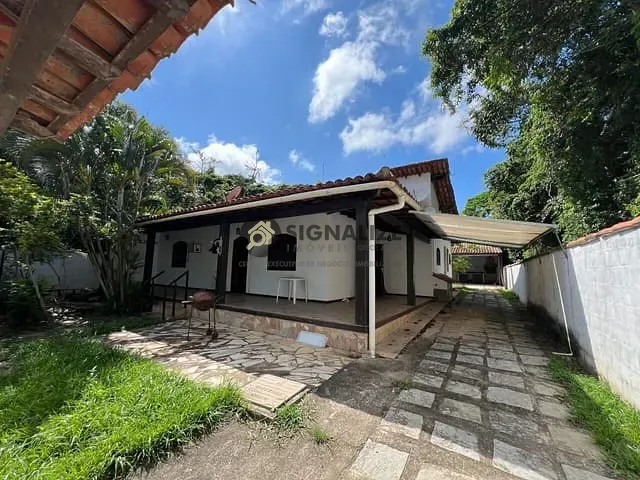Casa com 450m² 4 quartos e 4 banheiros, para alugar, no bairro Caravelas em Armação dos Búzios