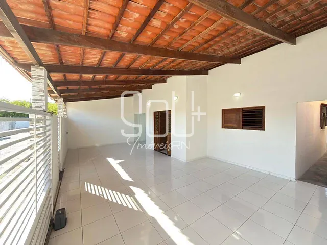 Casa com 170m² 2 quartos e 1 banheiro, à venda, no bairro Parque de Exposições em Parnamirim