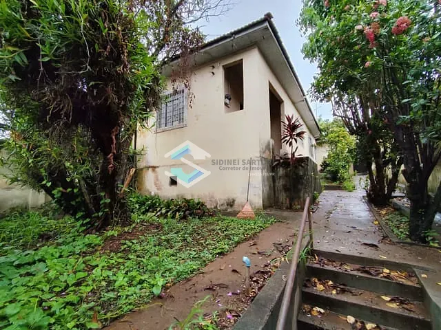 Casa 3 quartos e 2 banheiros, à venda, no bairro Centro em Jacarezinho