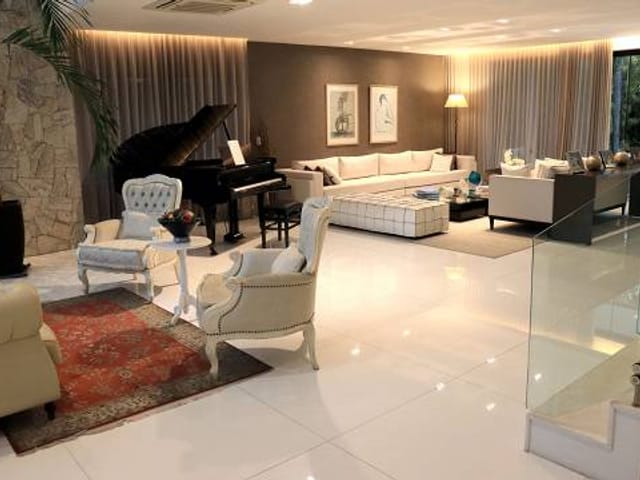Casa com 760m² 5 quartos e 10 banheiros, à venda, no bairro Barra da Tijuca em Rio de Janeiro
