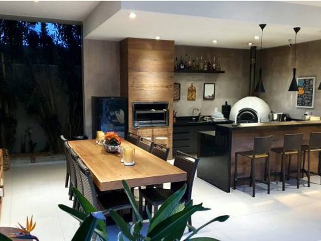 Casa com 760m² 5 quartos e 10 banheiros, à venda, no bairro Barra da Tijuca em Rio de Janeiro