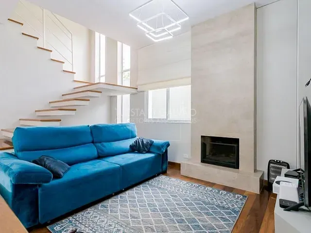 Casa com 295m² 4 quartos e 6 banheiros, à venda, no bairro Mercês em Curitiba