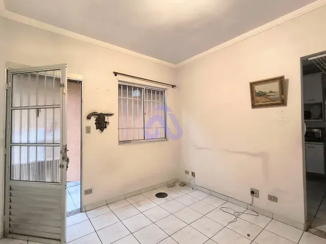 Casa 2 quartos e 1 banheiro, à venda, no bairro Vila Ursulina em Itaquaquecetuba