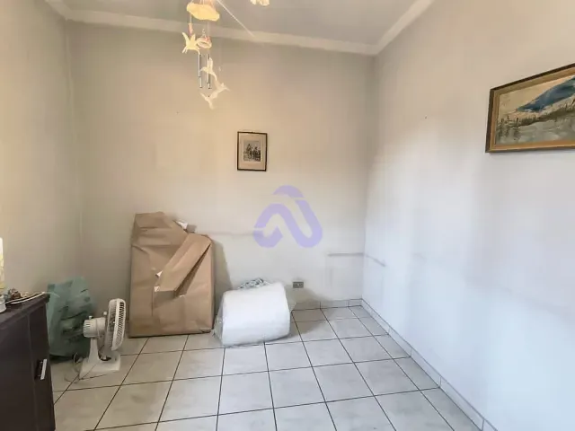 Casa 2 quartos e 1 banheiro, à venda, no bairro Vila Ursulina em Itaquaquecetuba