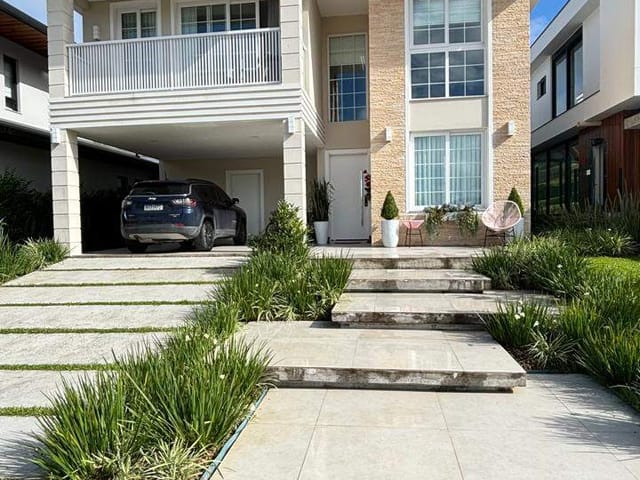 Casa 4 quartos e 5 banheiros, à venda, no bairro Rio do Meio em Itajaí