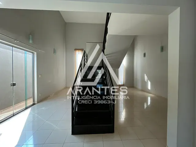 Casa 3 quartos e 3 banheiros, à venda, no bairro Centro em Barretos