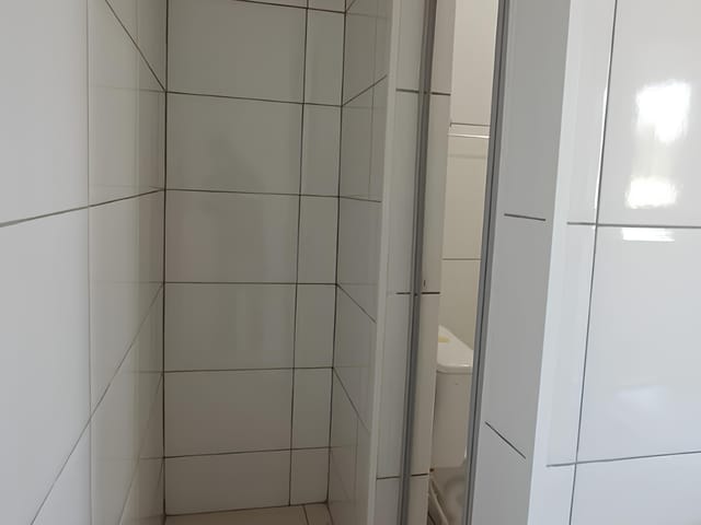 Casa 1 quarto e 1 banheiro, para alugar, no bairro Parque Erasmo Assunção em Santo André