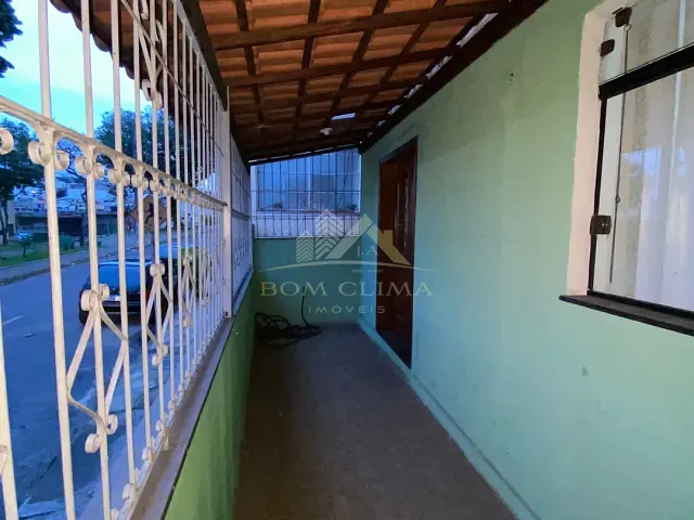 Casa 2 quartos e 1 banheiro, para alugar, no bairro São Tarcísio em Juiz de Fora
