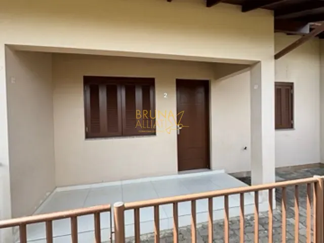 Casa 2 quartos e 1 banheiro, para alugar, no bairro Santa Fé em Sapiranga