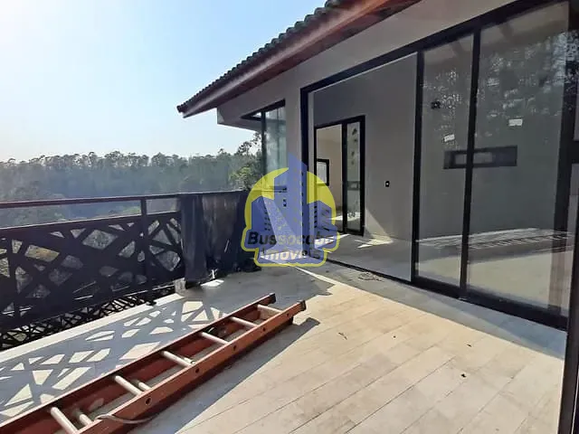 Casa com 551m², à venda, no bairro Fazenda Velha em Cajamar