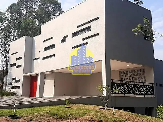 Casa com 551m², à venda, no bairro Fazenda Velha em Cajamar