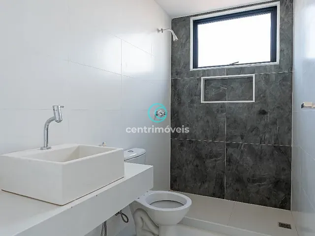 Casa com 350m² 4 quartos e 6 banheiros, à venda, no bairro Barra da Tijuca em Rio de Janeiro