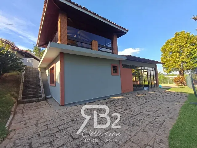 Casa 4 quartos e 3 banheiros, à venda, no bairro Marambaia em Vinhedo