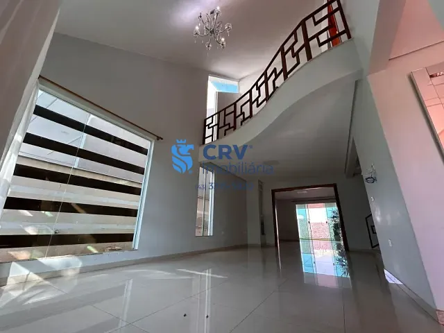 Casa com 360m² 4 quartos e 5 banheiros, à venda, no bairro Esperança em Londrina