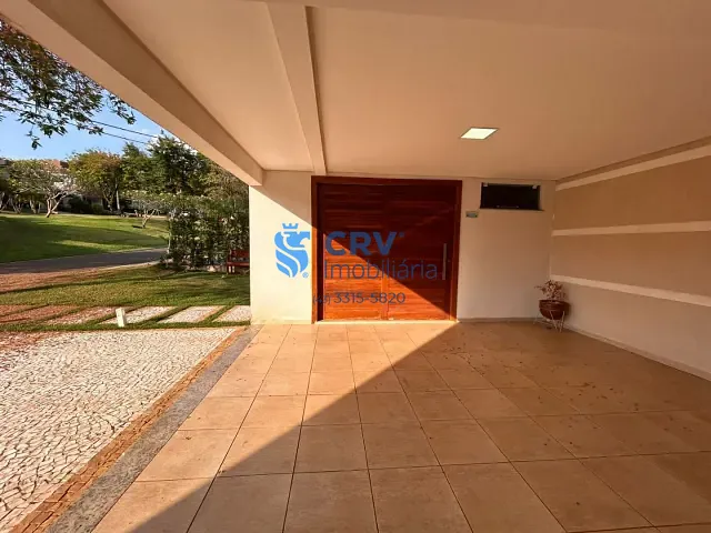 Casa com 360m² 4 quartos e 5 banheiros, à venda, no bairro Esperança em Londrina