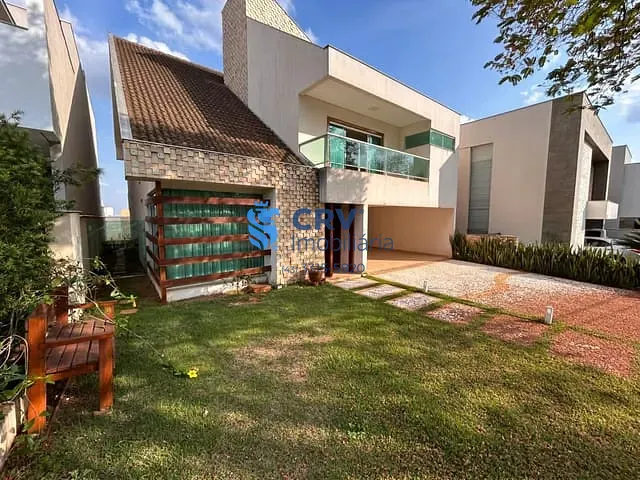 Casa com 360m² 4 quartos e 5 banheiros, à venda, no bairro Esperança em Londrina