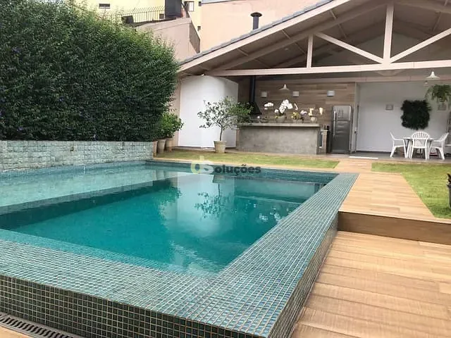 Casa 3 quartos e 6 banheiros, à venda ou para alugar, no bairro Jardim do Colégio (Zona Norte) em São Paulo