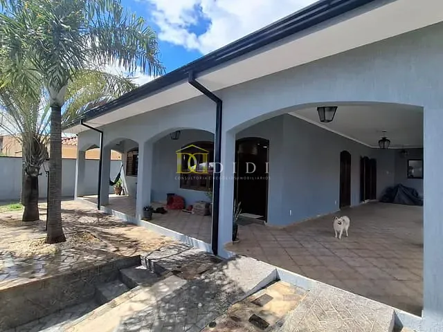 Casa 3 quartos e 4 banheiros, à venda, no bairro Bambu em Porto Feliz