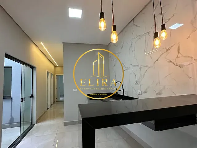 Casa com 129m² 3 quartos e 2 banheiros, à venda, no bairro Vila Pântano II em Santa Bárbara D'Oeste