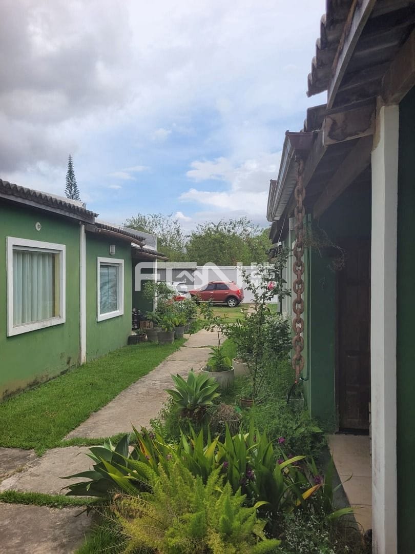 Casa à venda com 2 quartos, 10m² - Foto 11