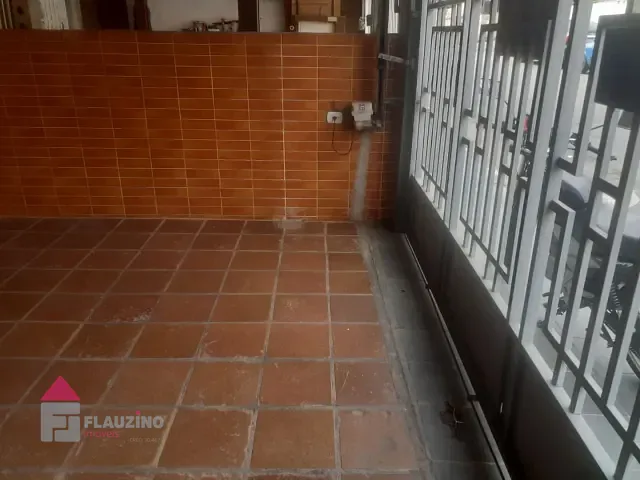 Casa com 250m² 2 quartos e 1 banheiro, à venda, no bairro Vila das Belezas em São Paulo
