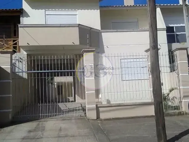 Casa 4 quartos e 1 banheiro, à venda, no bairro Fragata em Pelotas