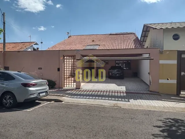 Casa com 390m² 4 quartos e 5 banheiros, à venda, no bairro Lago Parque em Londrina