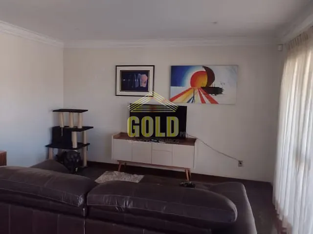 Casa com 390m² 4 quartos e 5 banheiros, à venda, no bairro Lago Parque em Londrina