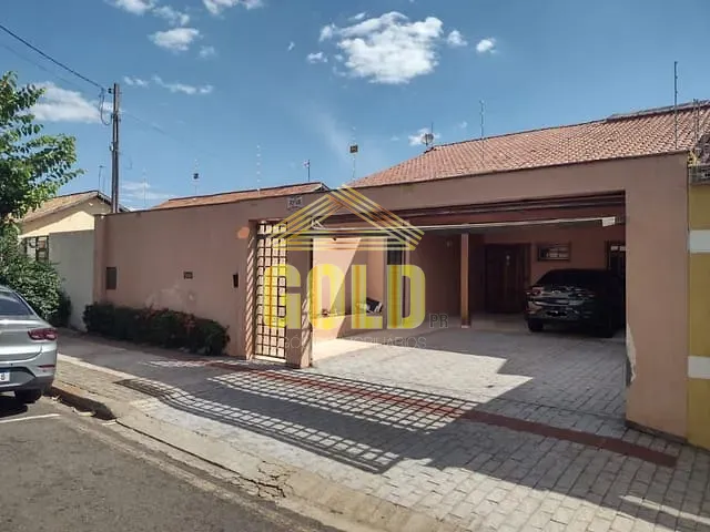 Casa com 390m² 4 quartos e 5 banheiros, à venda, no bairro Lago Parque em Londrina