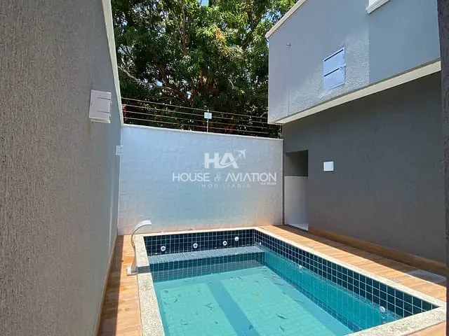 Casa com 250m² 3 quartos e 3 banheiros, à venda, no bairro Bairro das Indústrias em Senador Canedo