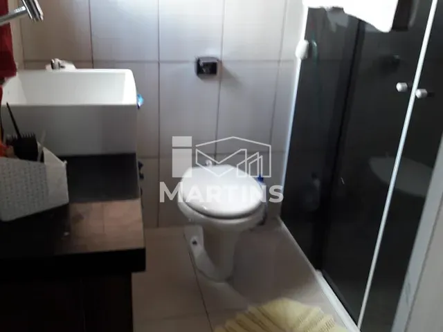 Casa 5 quartos e 5 banheiros, à venda, no bairro Jardim das Rosas (Zona Sul) em São Paulo
